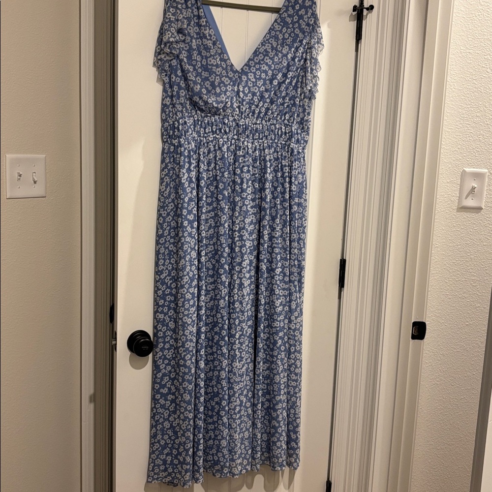 ARULA Blue Floral Dress